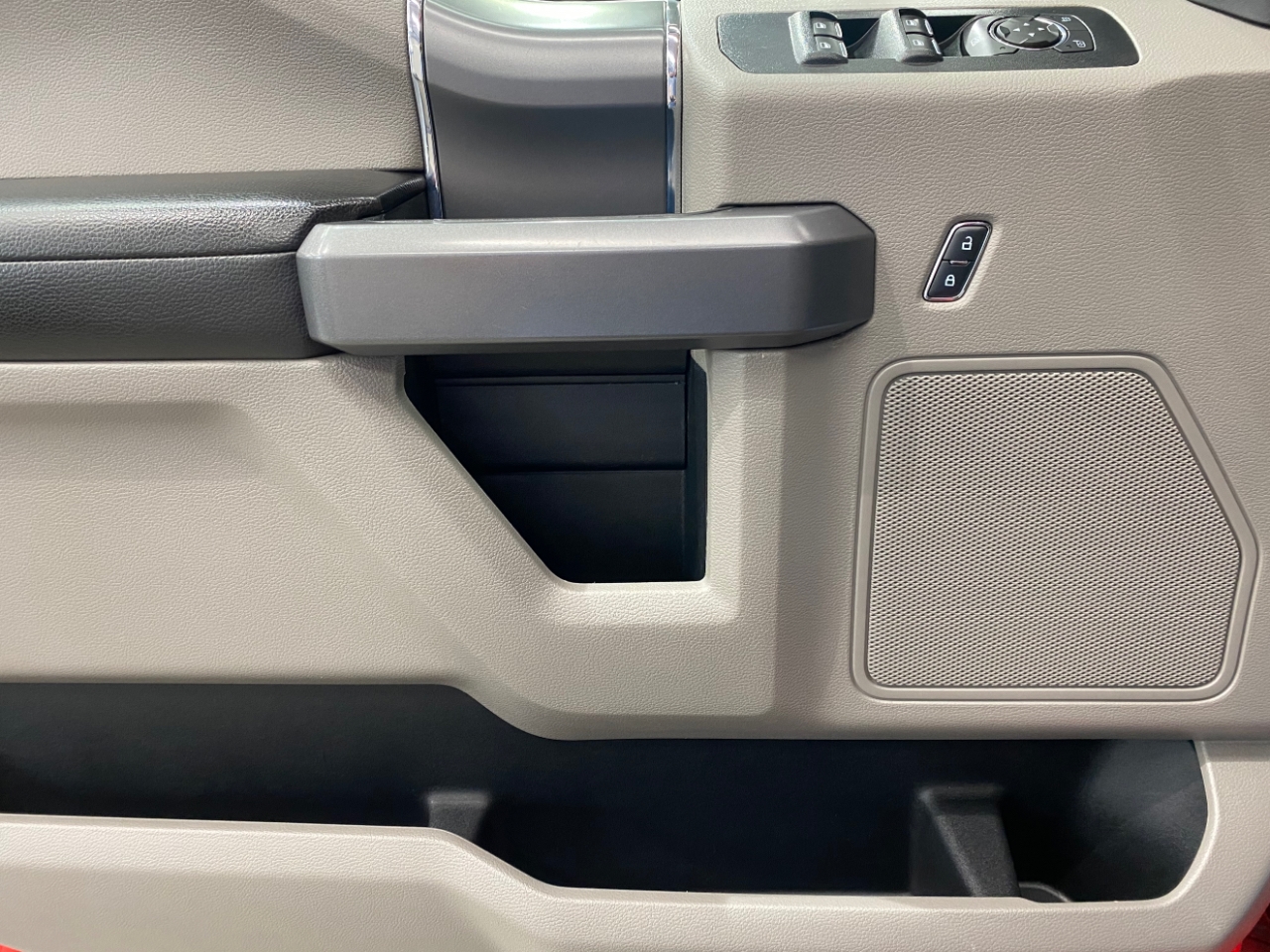 Ford F-150 XLT SuperCrew 5.5-ft. Bed 4WD 2018