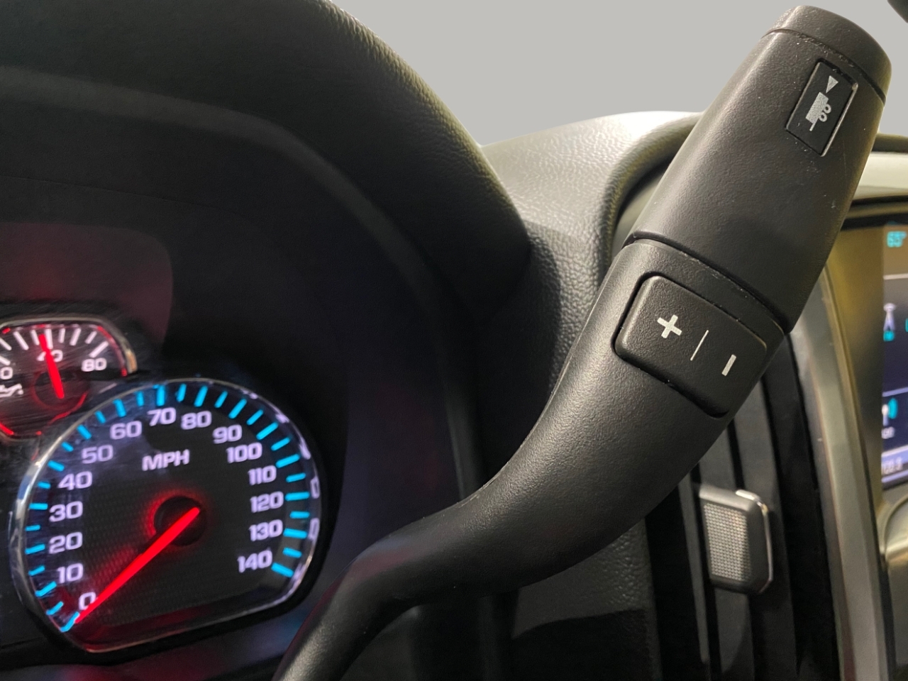 Chevrolet Silverado 1500 LT Double Cab 4WD 2017