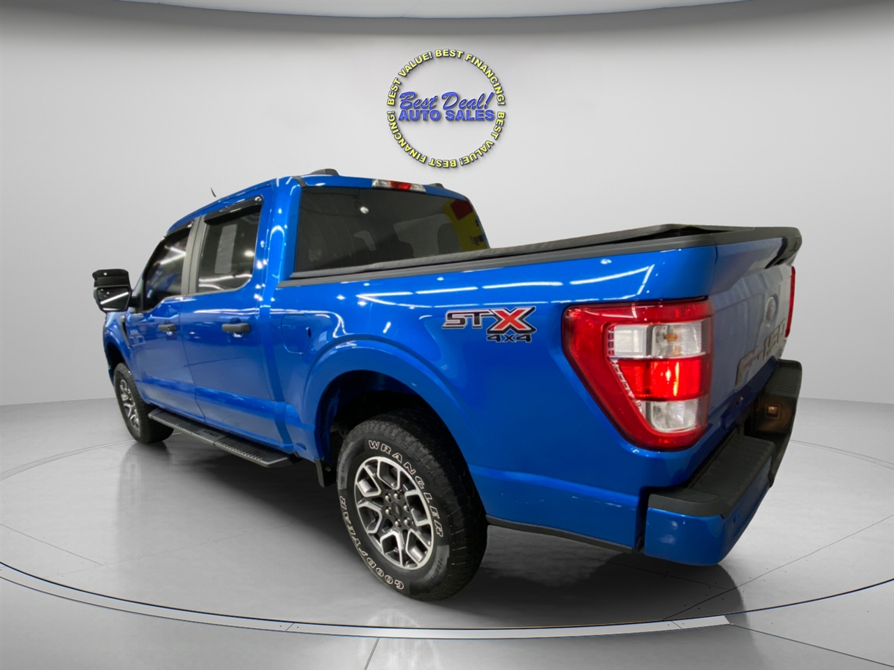 Ford F-150 XL SuperCrew 5.5-ft. Bed 4WD 2021