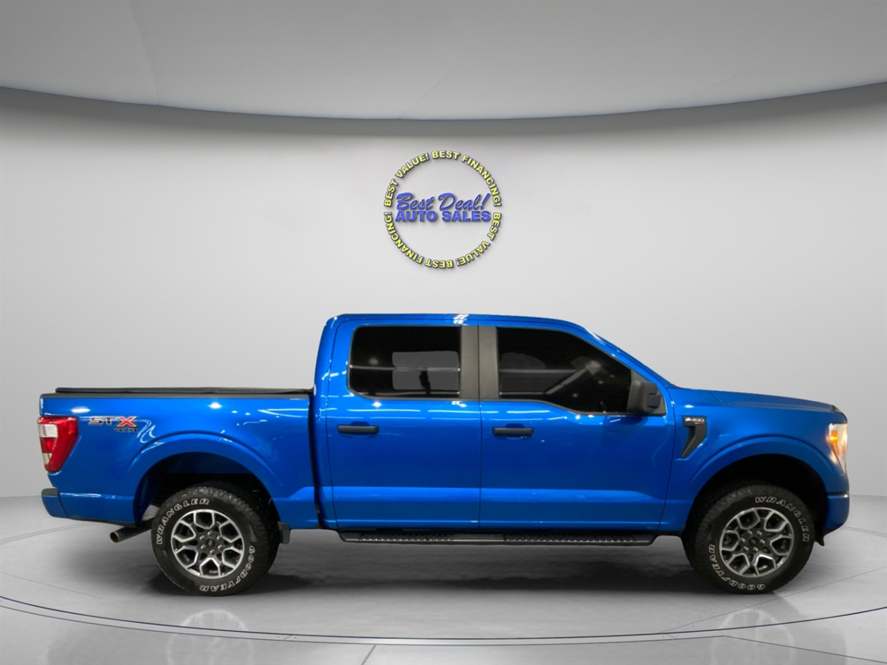 Ford F-150 XL SuperCrew 5.5-ft. Bed 4WD 2021