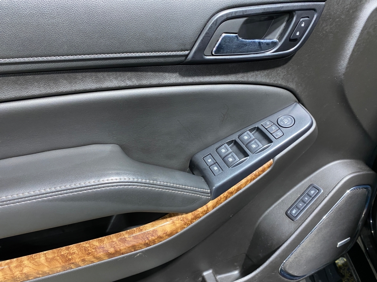 Chevrolet Tahoe Premier 4WD 2017