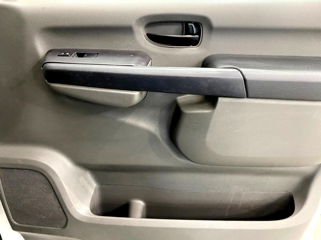 Nissan NV Cargo 3500 HD S High Roof 2019