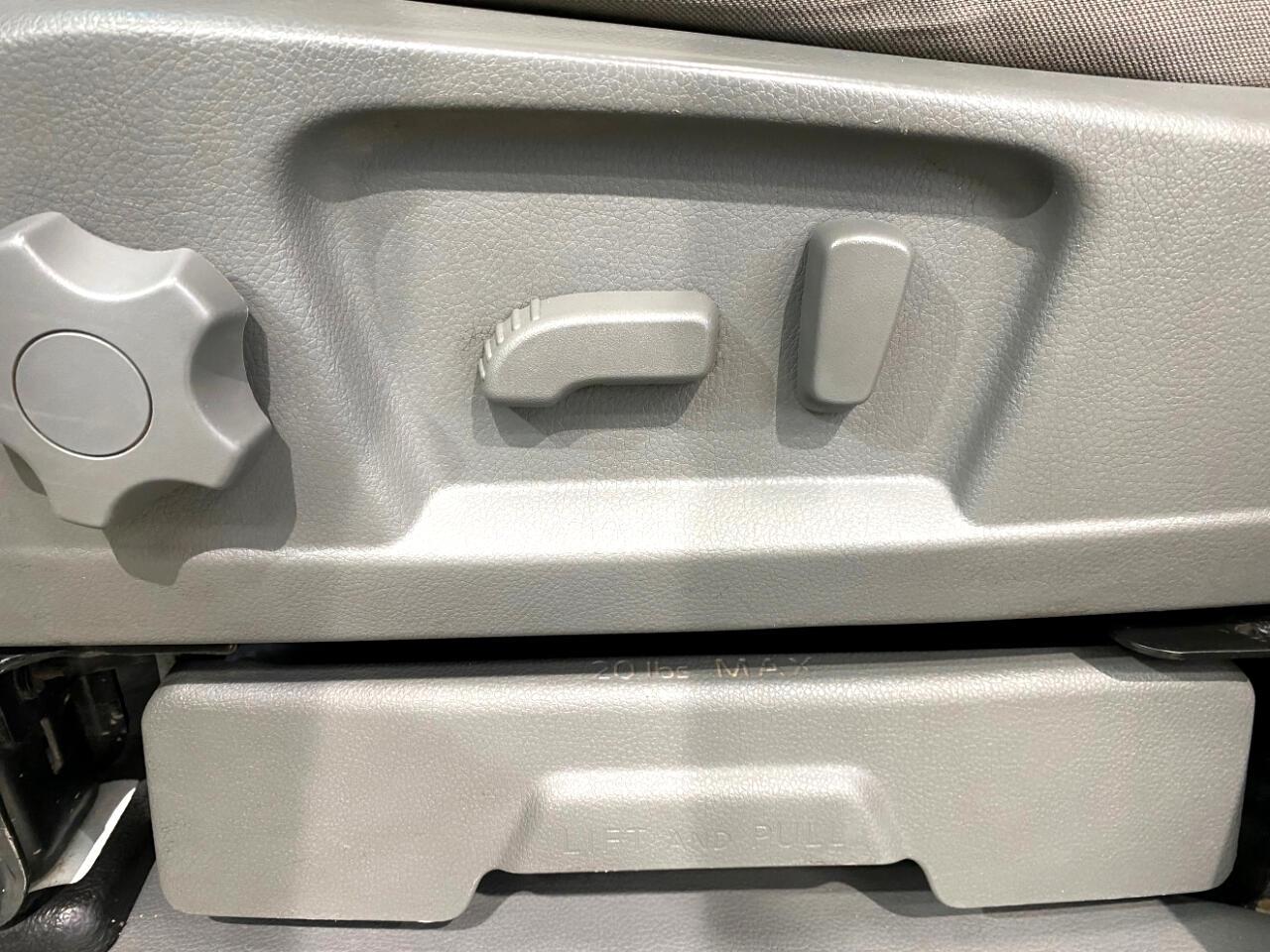 Nissan NV Cargo 3500 HD S High Roof 2019