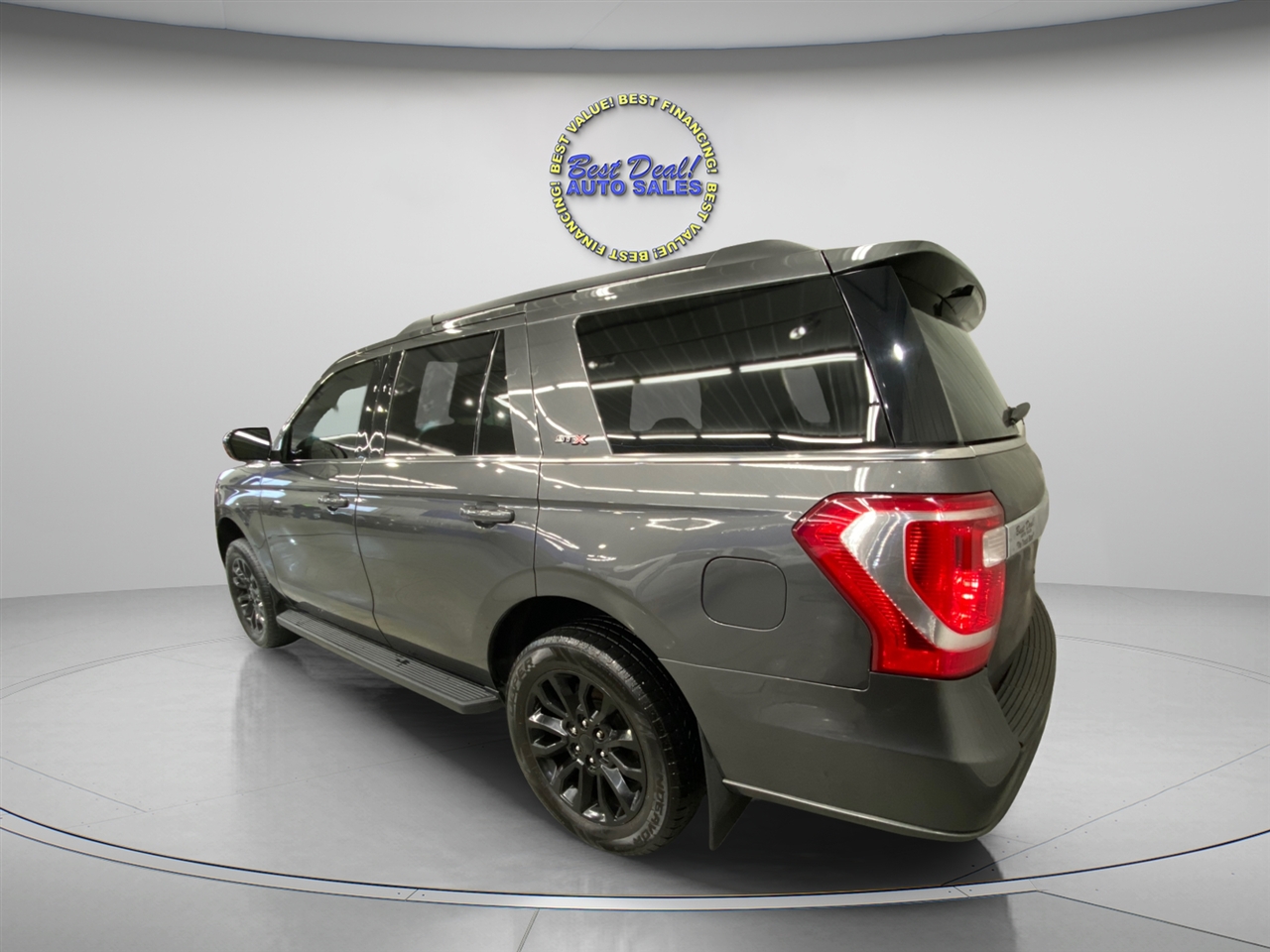 Ford Expedition  2021