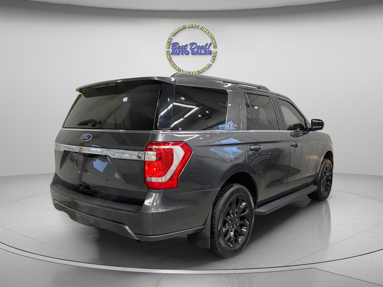 Ford Expedition  2021