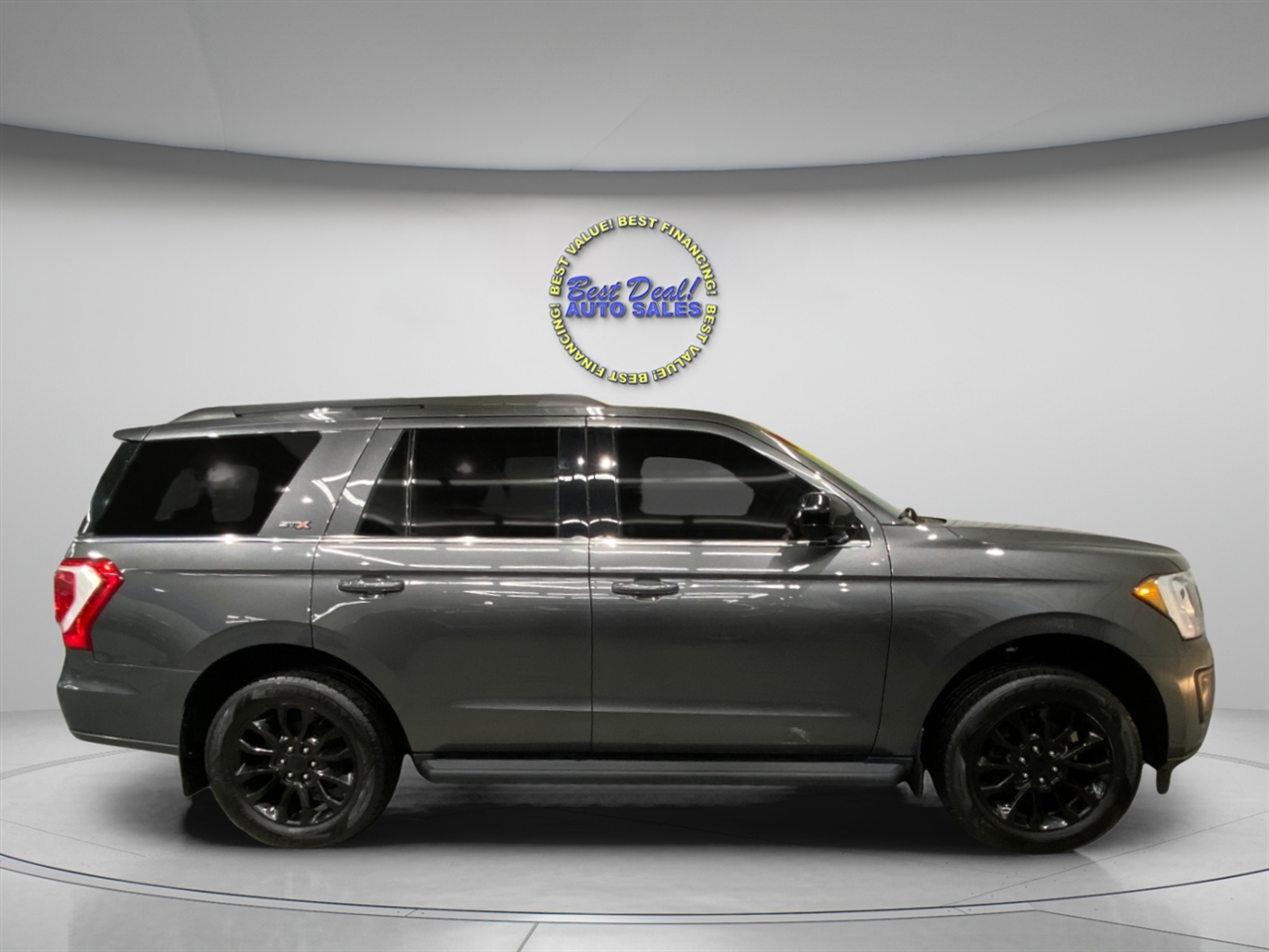 Ford Expedition  2021