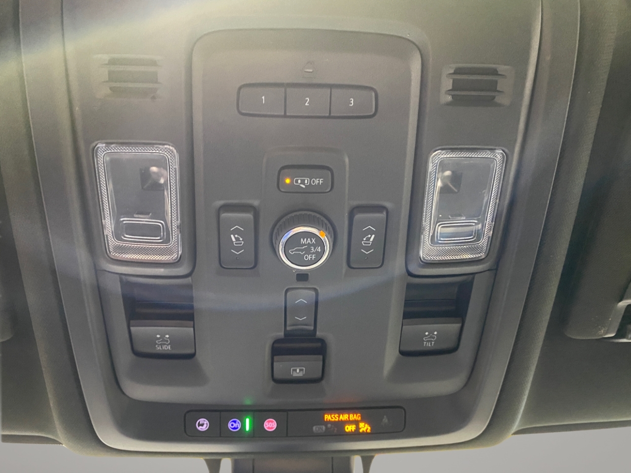 GMC Yukon XL Denali 4WD 2022