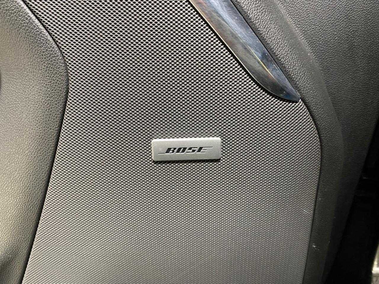 GMC Yukon XL Denali 4WD 2022