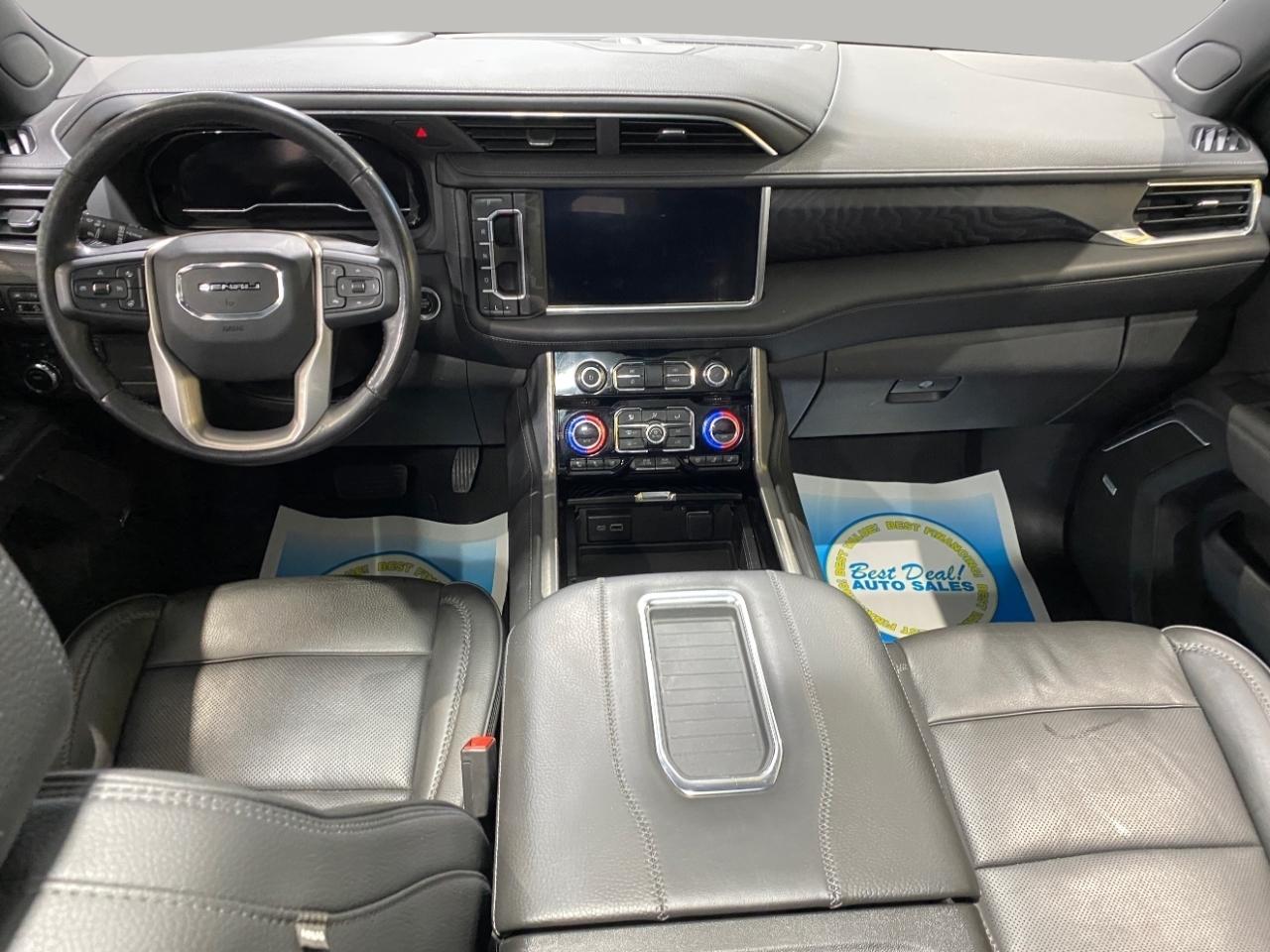 GMC Yukon XL Denali 4WD 2022