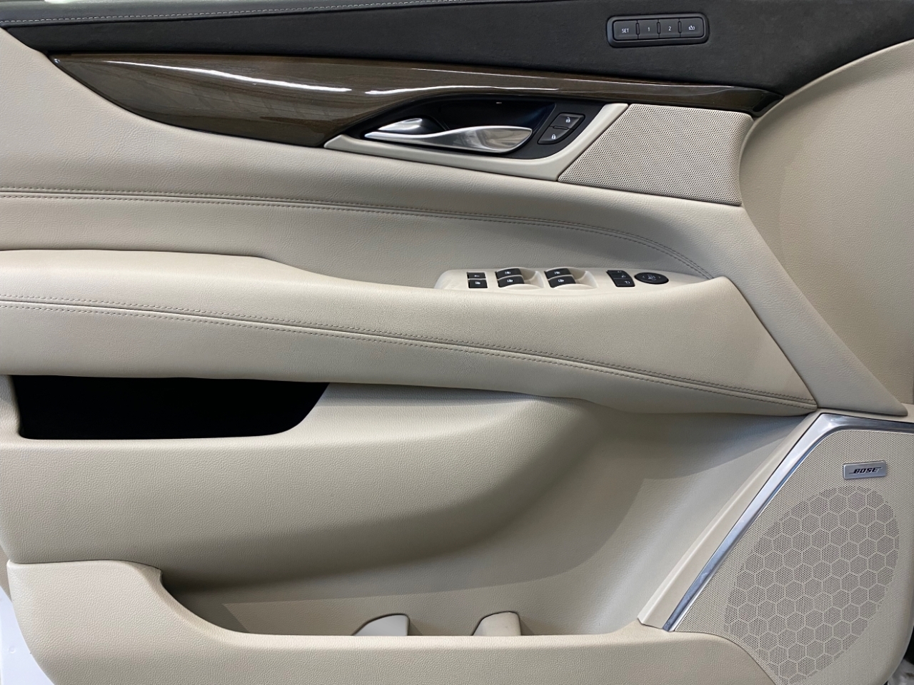 Cadillac Escalade Premium Luxury AWD 2020