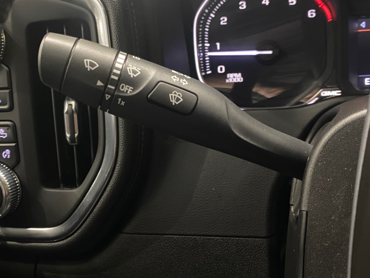 GMC Sierra 2500HD SLE Crew Cab 4WD 2021