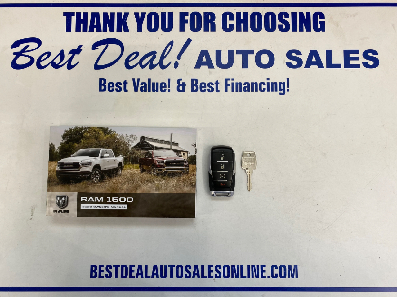 RAM 1500 Big Horn Crew Cab SWB 4WD 2020