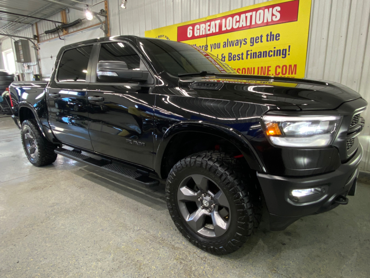 RAM 1500 Big Horn Crew Cab SWB 4WD 2020