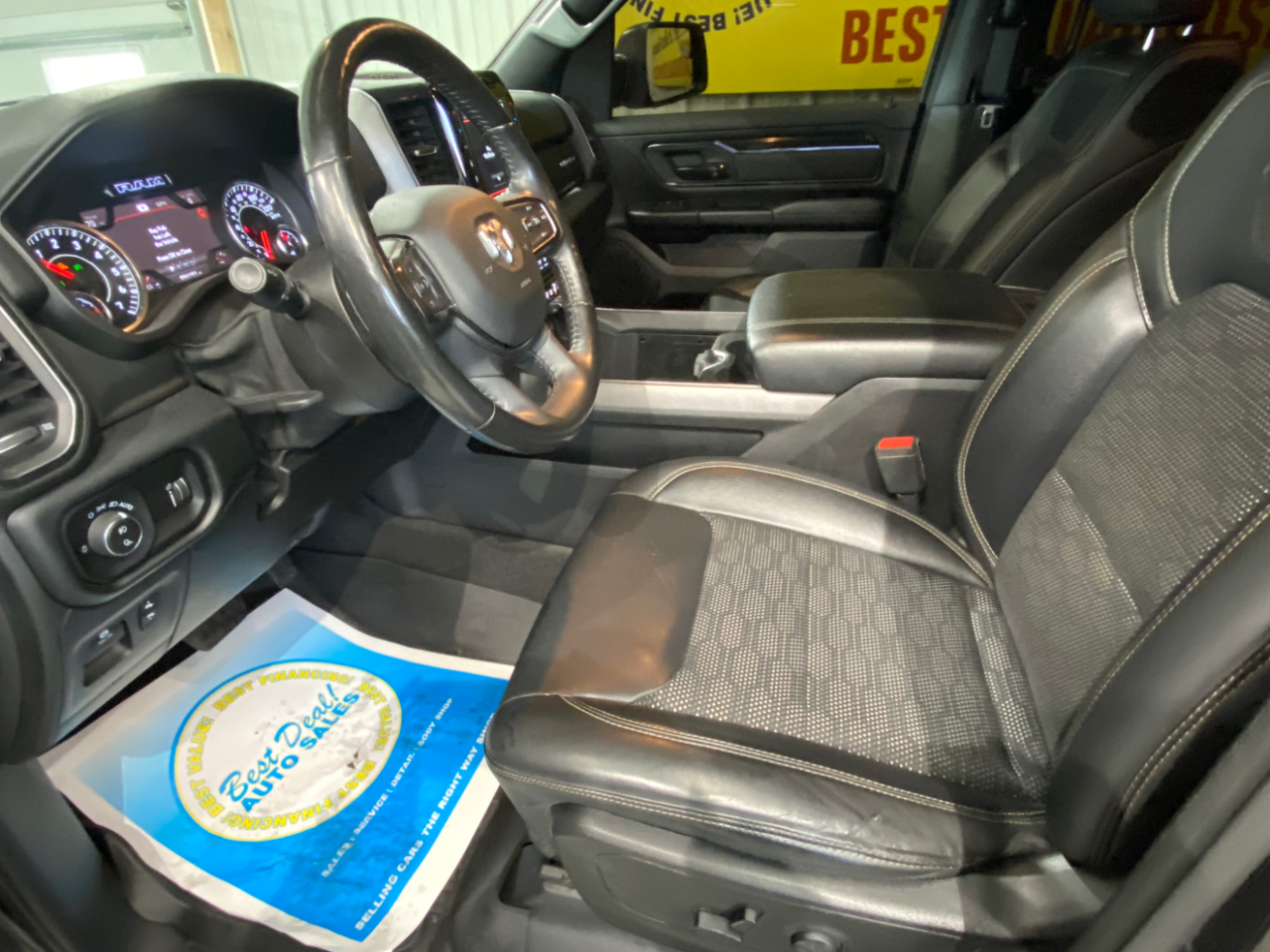 RAM 1500 Big Horn Crew Cab SWB 4WD 2020