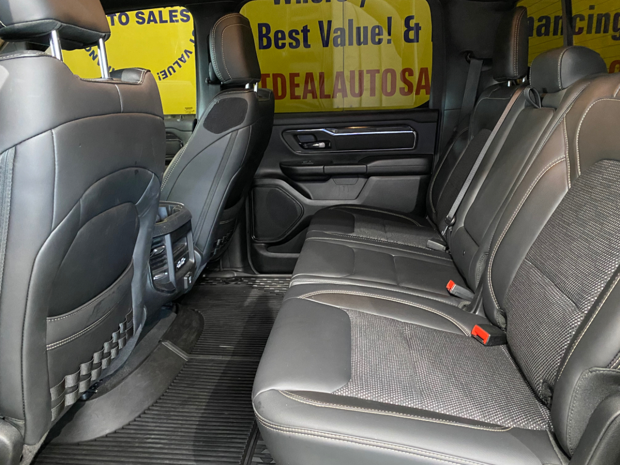 RAM 1500 Big Horn Crew Cab SWB 4WD 2020