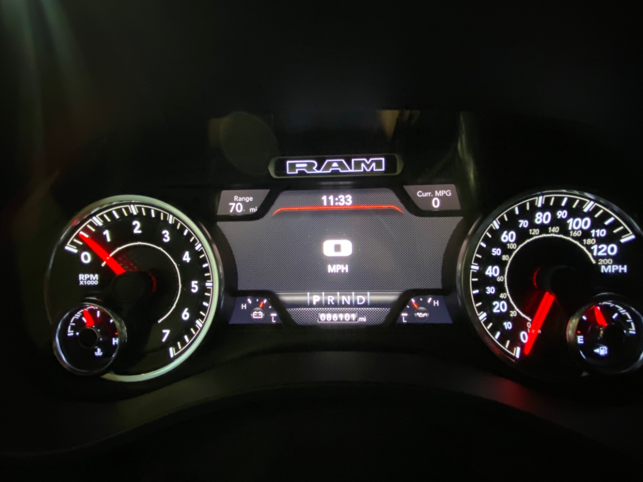 RAM 1500 Big Horn Crew Cab SWB 4WD 2020