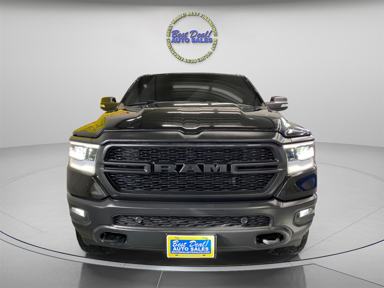 RAM 1500 Big Horn Crew Cab SWB 4WD 2020