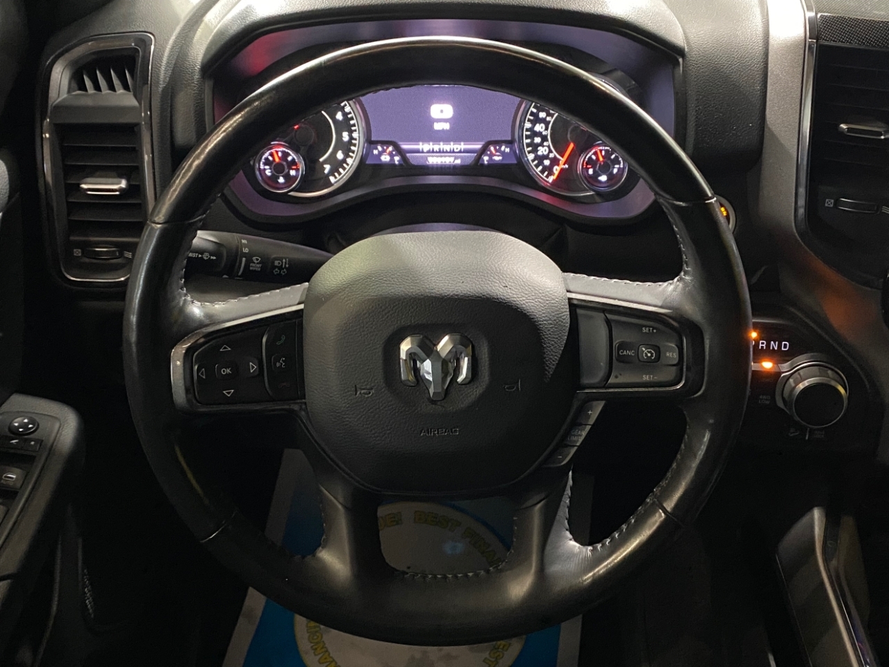 RAM 1500 Big Horn Crew Cab SWB 4WD 2020