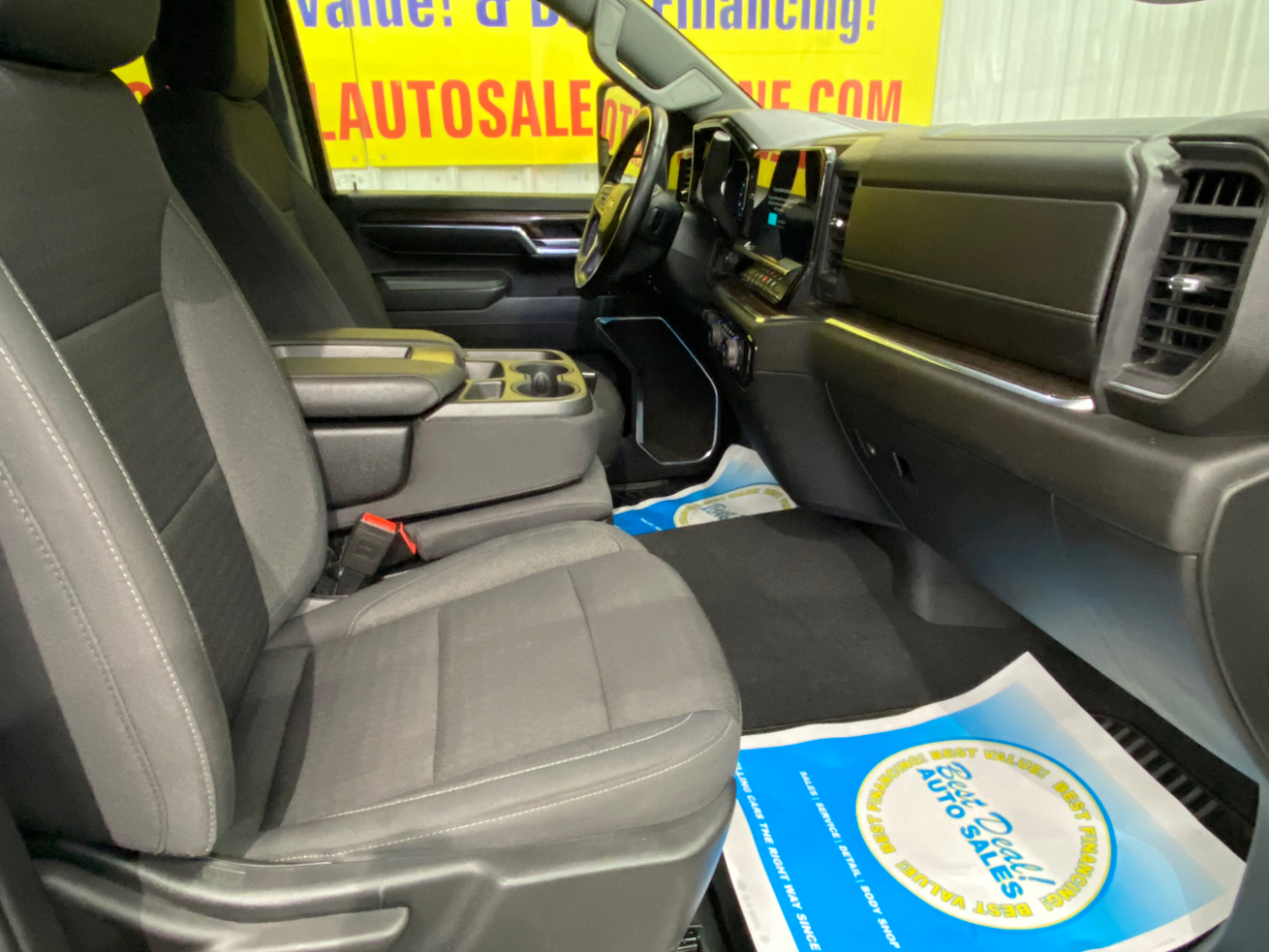 Chevrolet Silverado 3500HD LT Crew Cab 4WD 2024