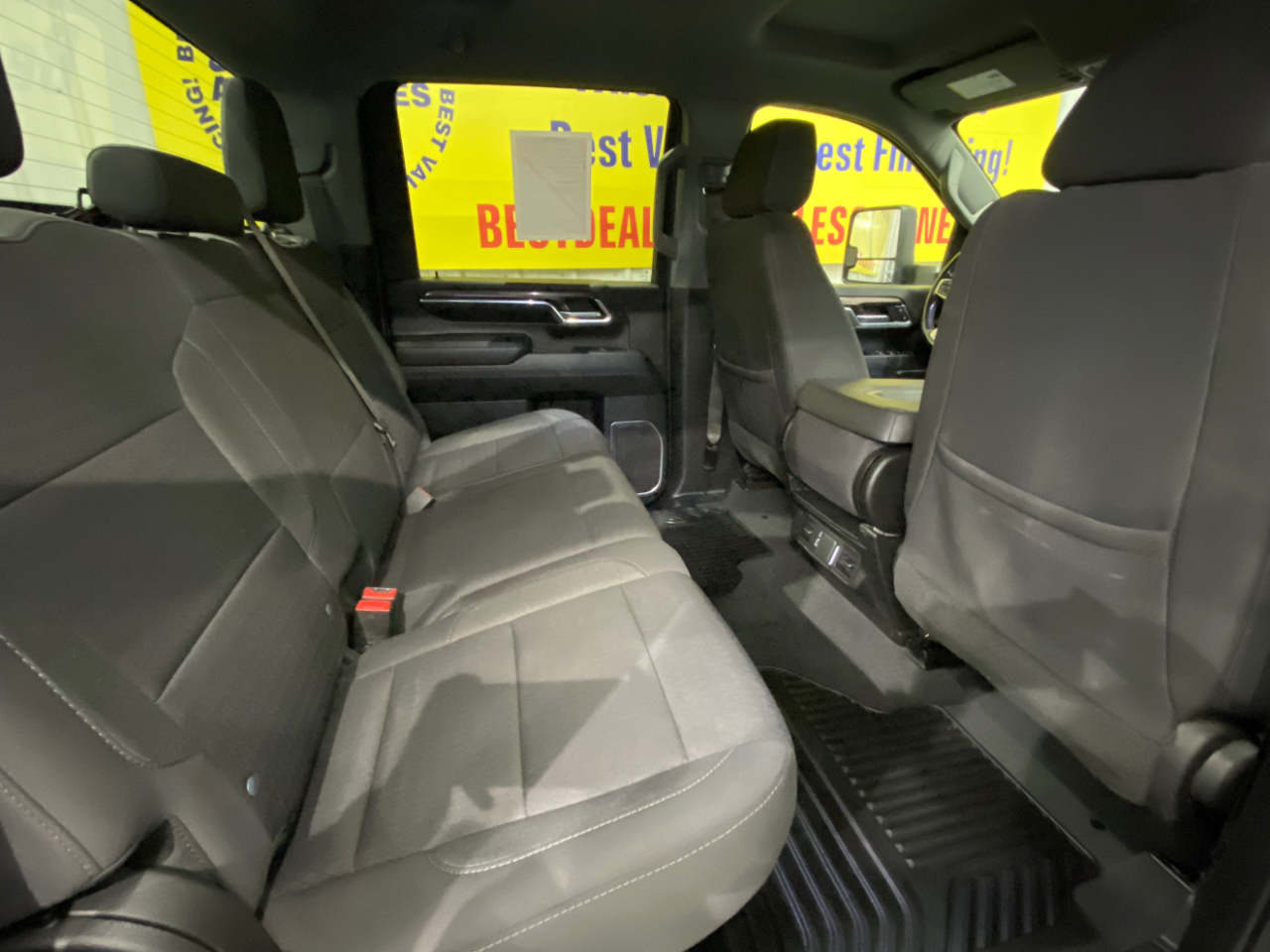 Chevrolet Silverado 3500HD LT Crew Cab 4WD 2024