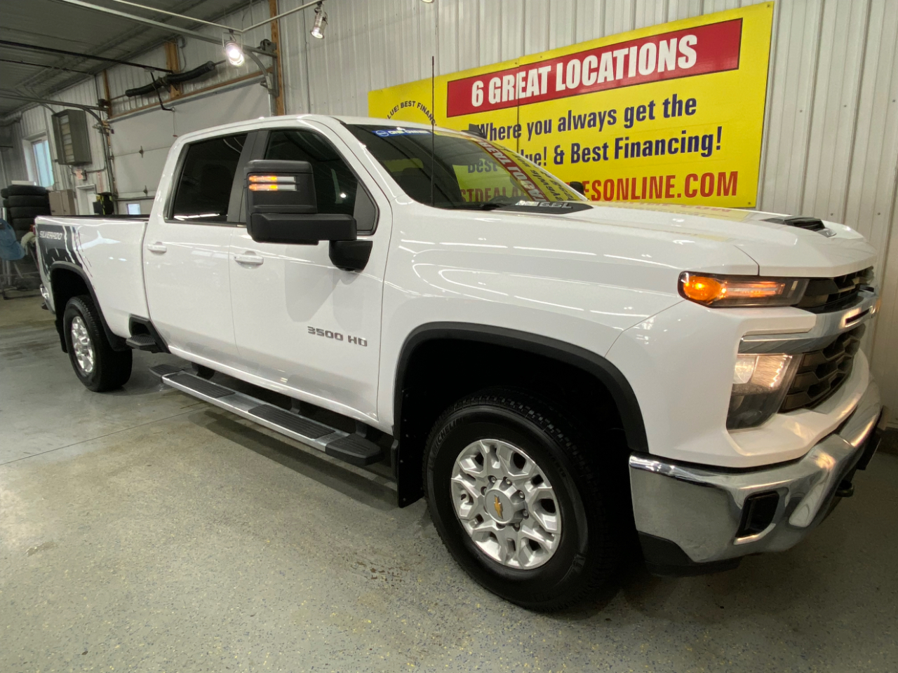 Chevrolet Silverado 3500HD LT Crew Cab 4WD 2024