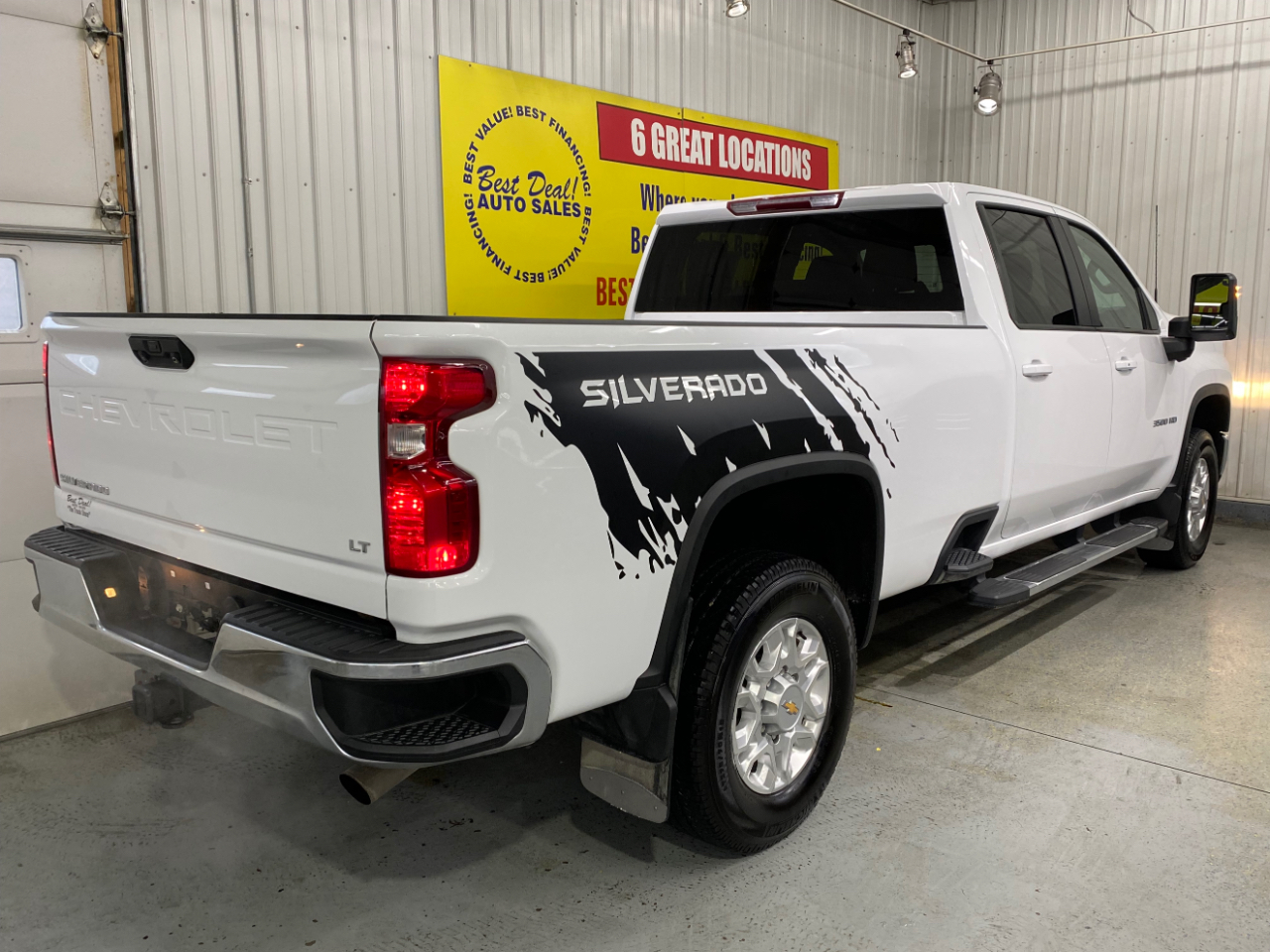 Chevrolet Silverado 3500HD LT Crew Cab 4WD 2024