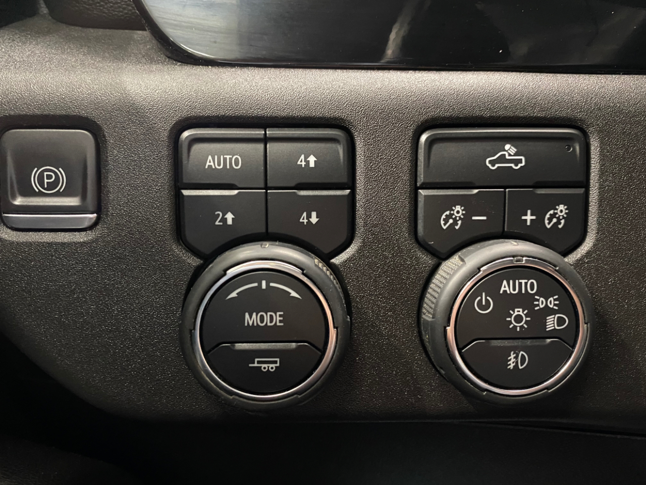 Chevrolet Silverado 3500HD LT Crew Cab 4WD 2024