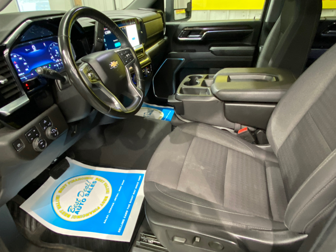 Chevrolet Silverado 3500HD LT Crew Cab 4WD 2024