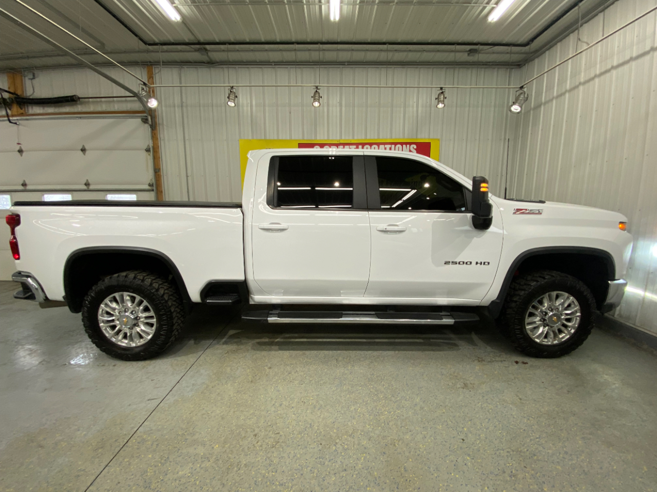 Chevrolet Silverado 2500HD LT Crew Cab Short Box 4WD 2022