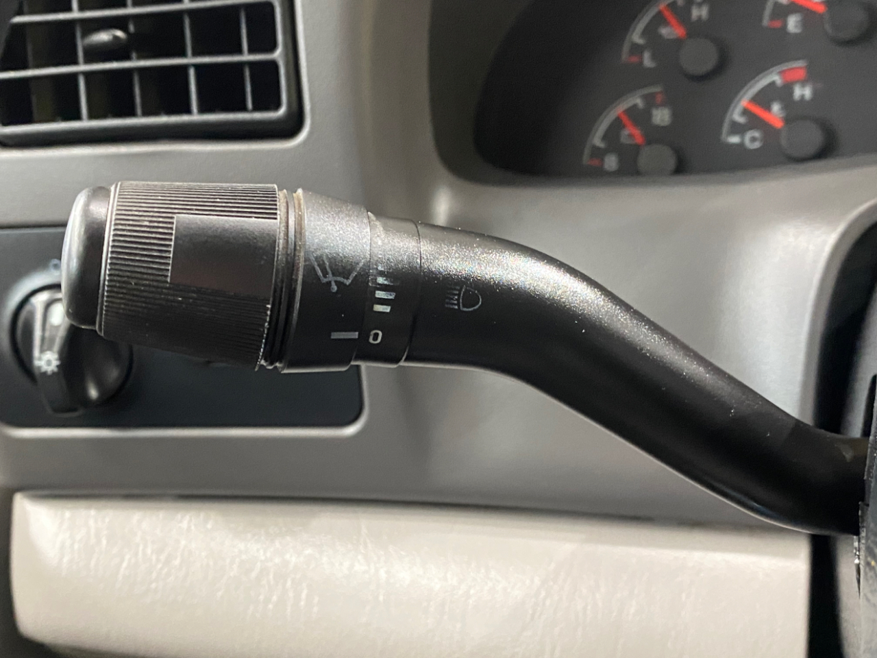 Ford F-350 SD XL SuperCab Short Bed 4WD 2000