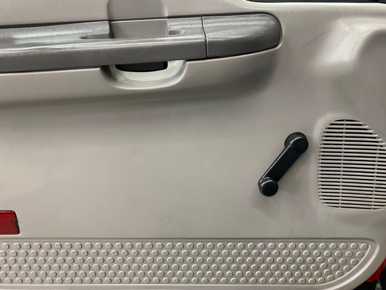 Ford F-350 SD XL SuperCab Short Bed 4WD 2000