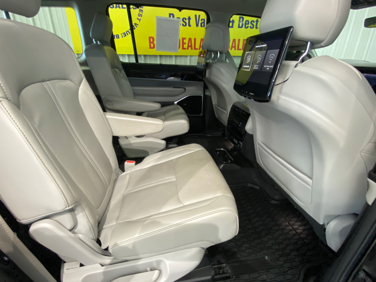 Jeep Wagoneer Series III 4WD 2022