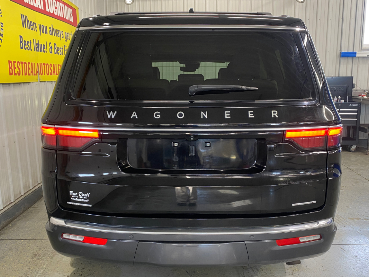 Jeep Wagoneer Series III 4WD 2022