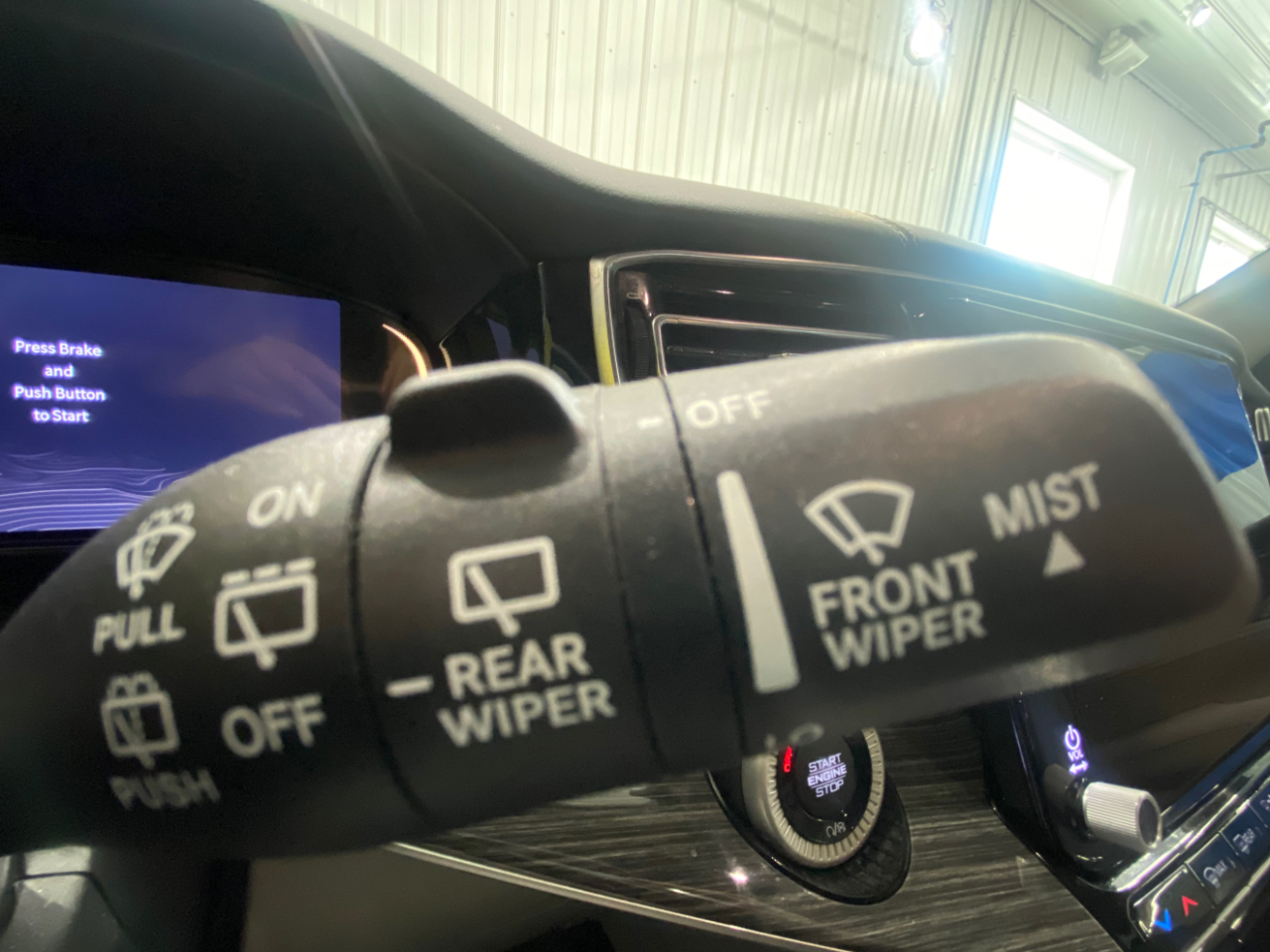 Jeep Wagoneer Series III 4WD 2022