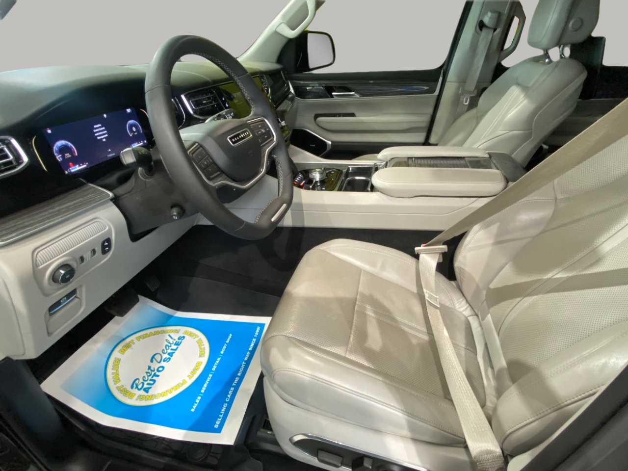 Jeep Wagoneer Series III 4WD 2022