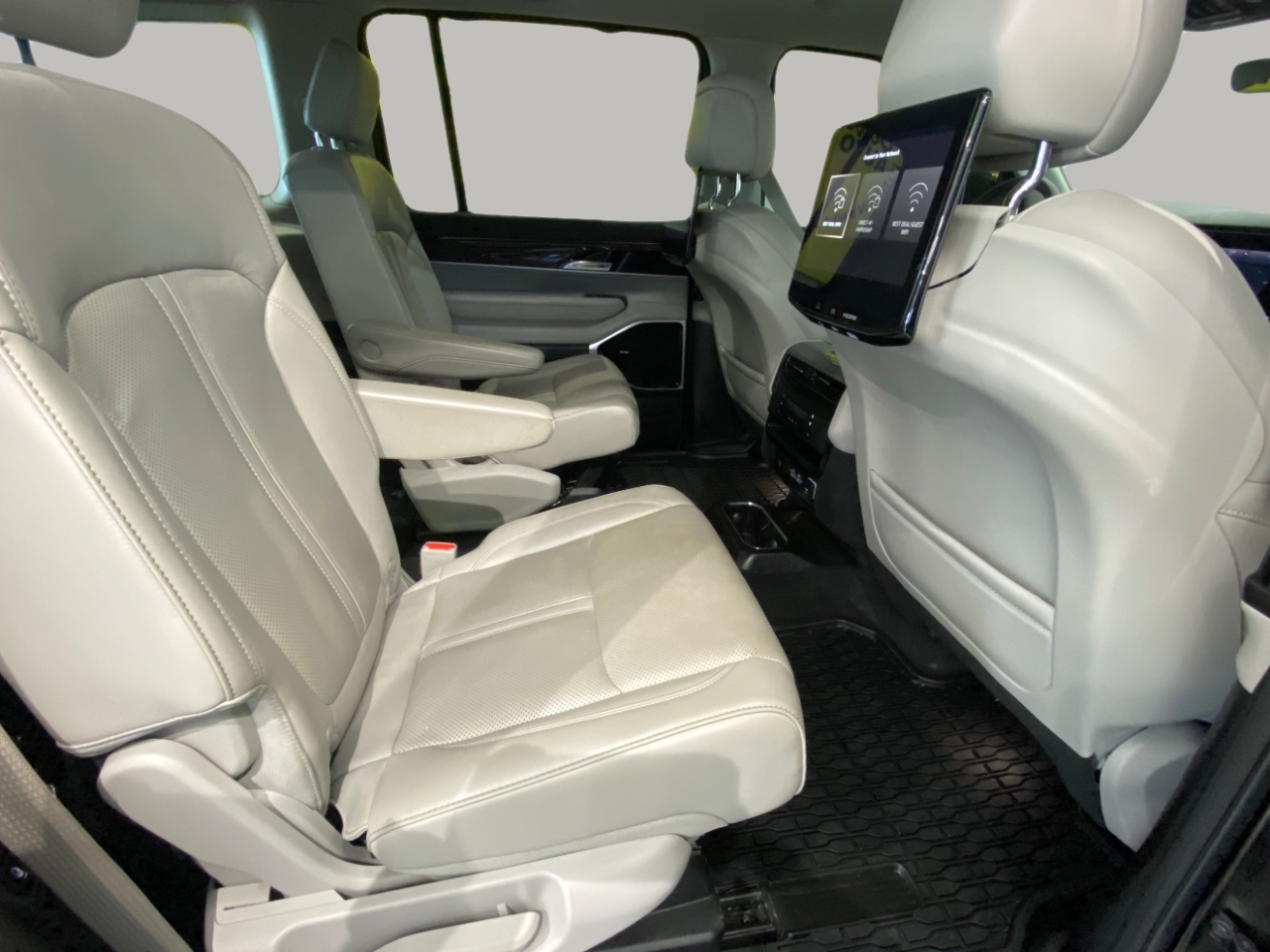 Jeep Wagoneer Series III 4WD 2022