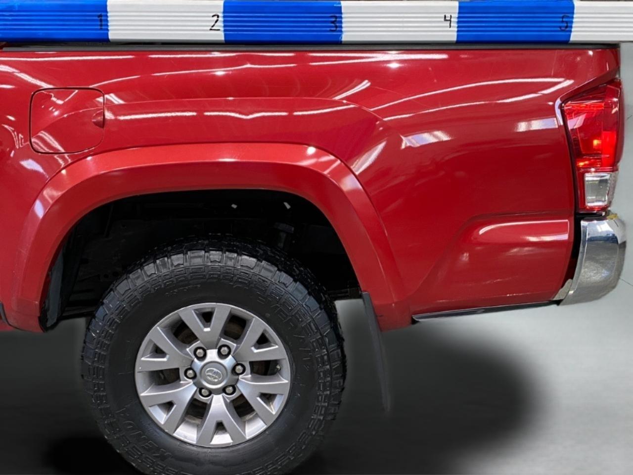 Toyota Tacoma SR5 Double Cab 4WD V6 2016