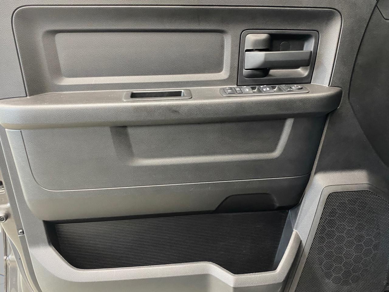 RAM 2500 Tradesman Crew Cab SWB 4WD 2018