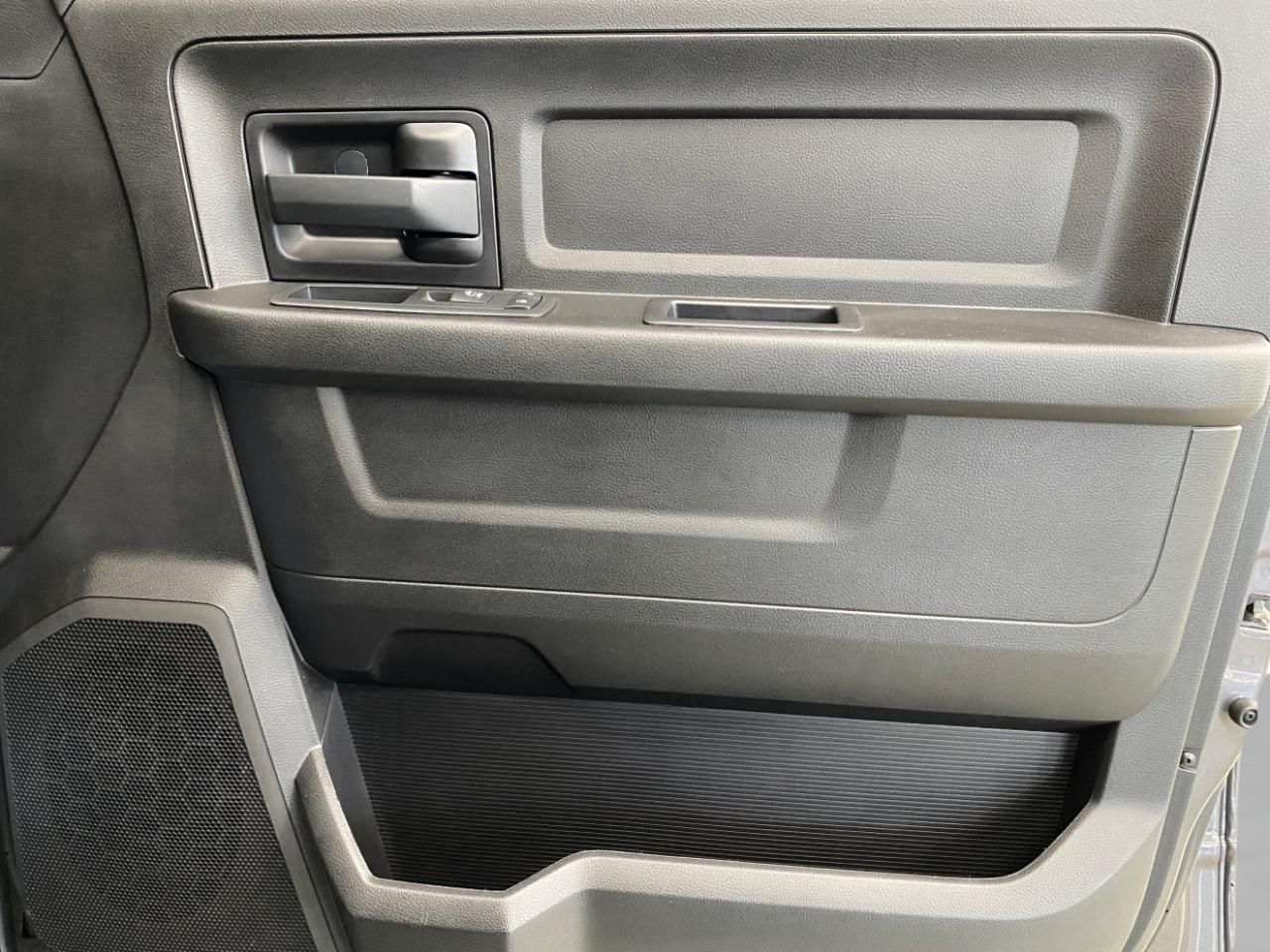 RAM 2500 Tradesman Crew Cab SWB 4WD 2018