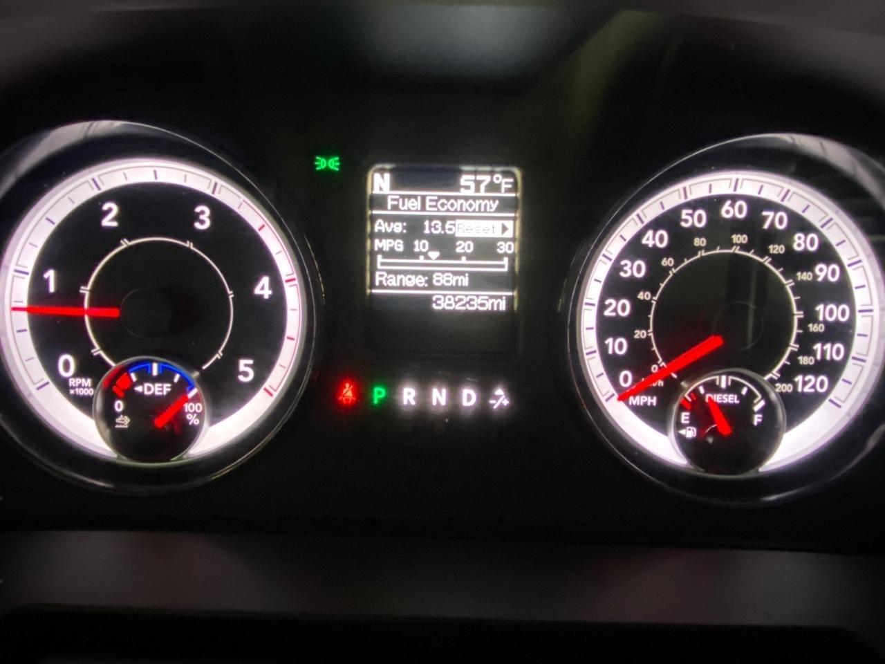 RAM 2500 Tradesman Crew Cab SWB 4WD 2018