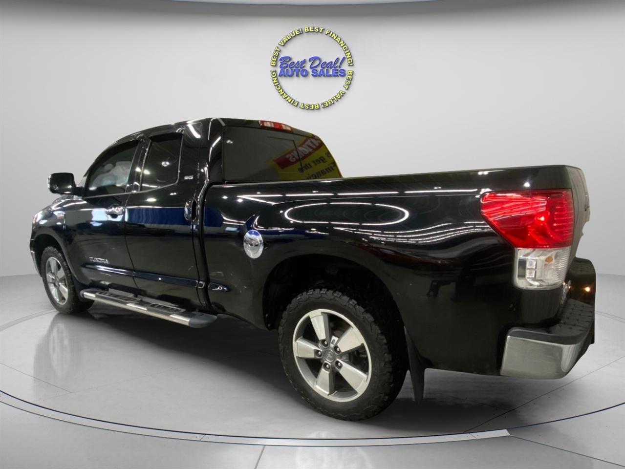Toyota Tundra Tundra-Grade 5.7L Double Cab 2WD 2013