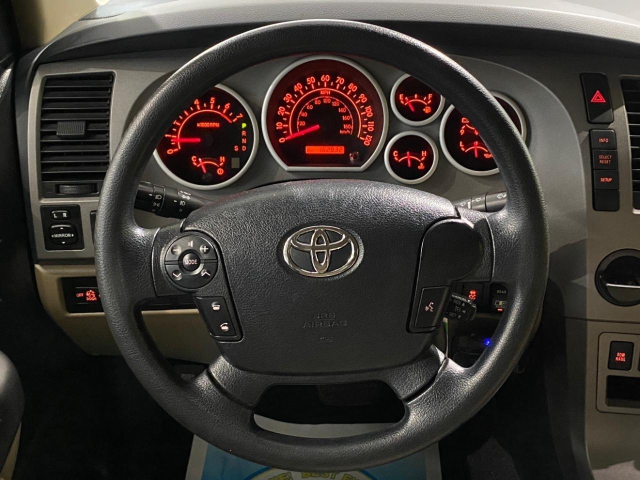 Toyota Tundra Tundra-Grade 5.7L Double Cab 2WD 2013