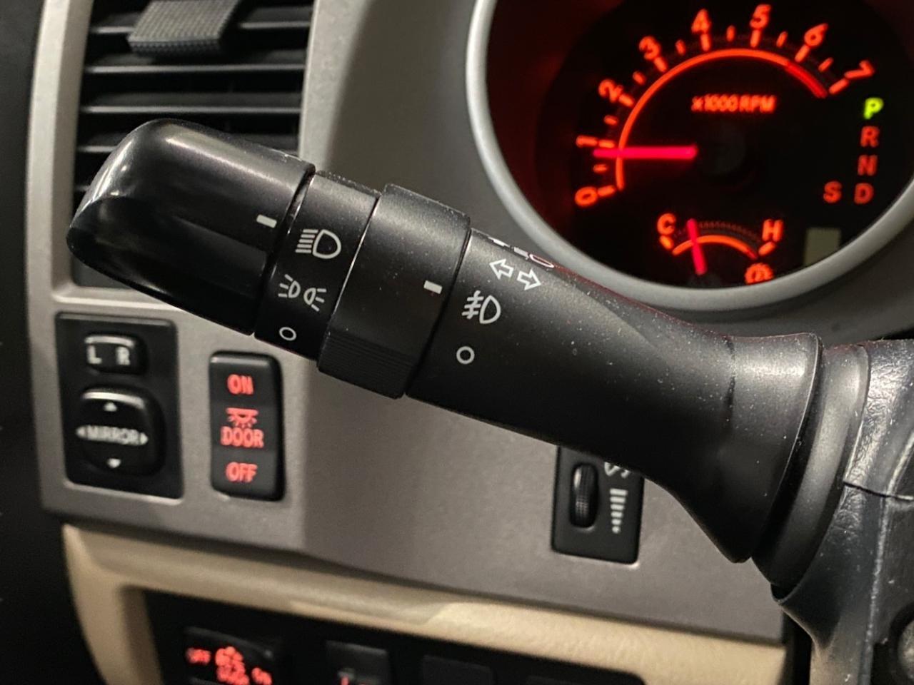 Toyota Tundra Tundra-Grade 5.7L Double Cab 2WD 2013