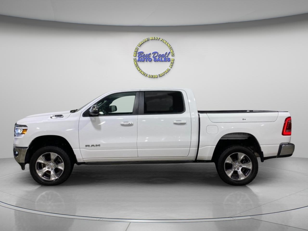 RAM 1500 Laramie Crew Cab SWB 4WD 2023