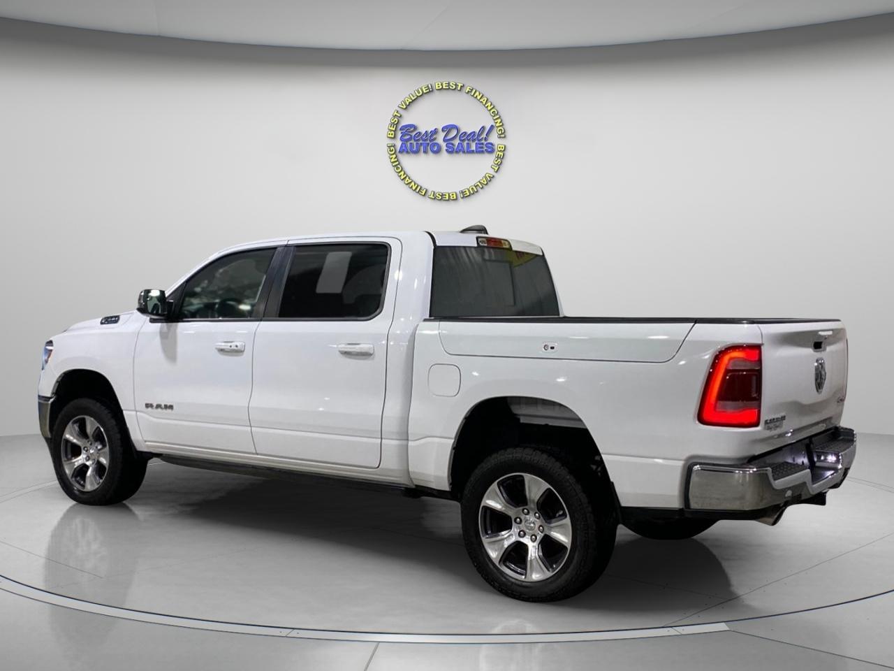 RAM 1500 Laramie Crew Cab SWB 4WD 2023