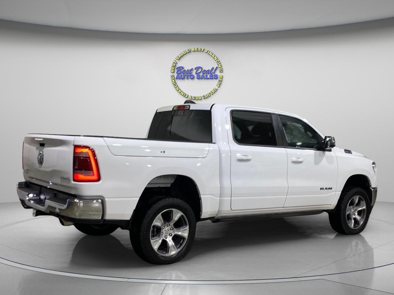 RAM 1500 Laramie Crew Cab SWB 4WD 2023