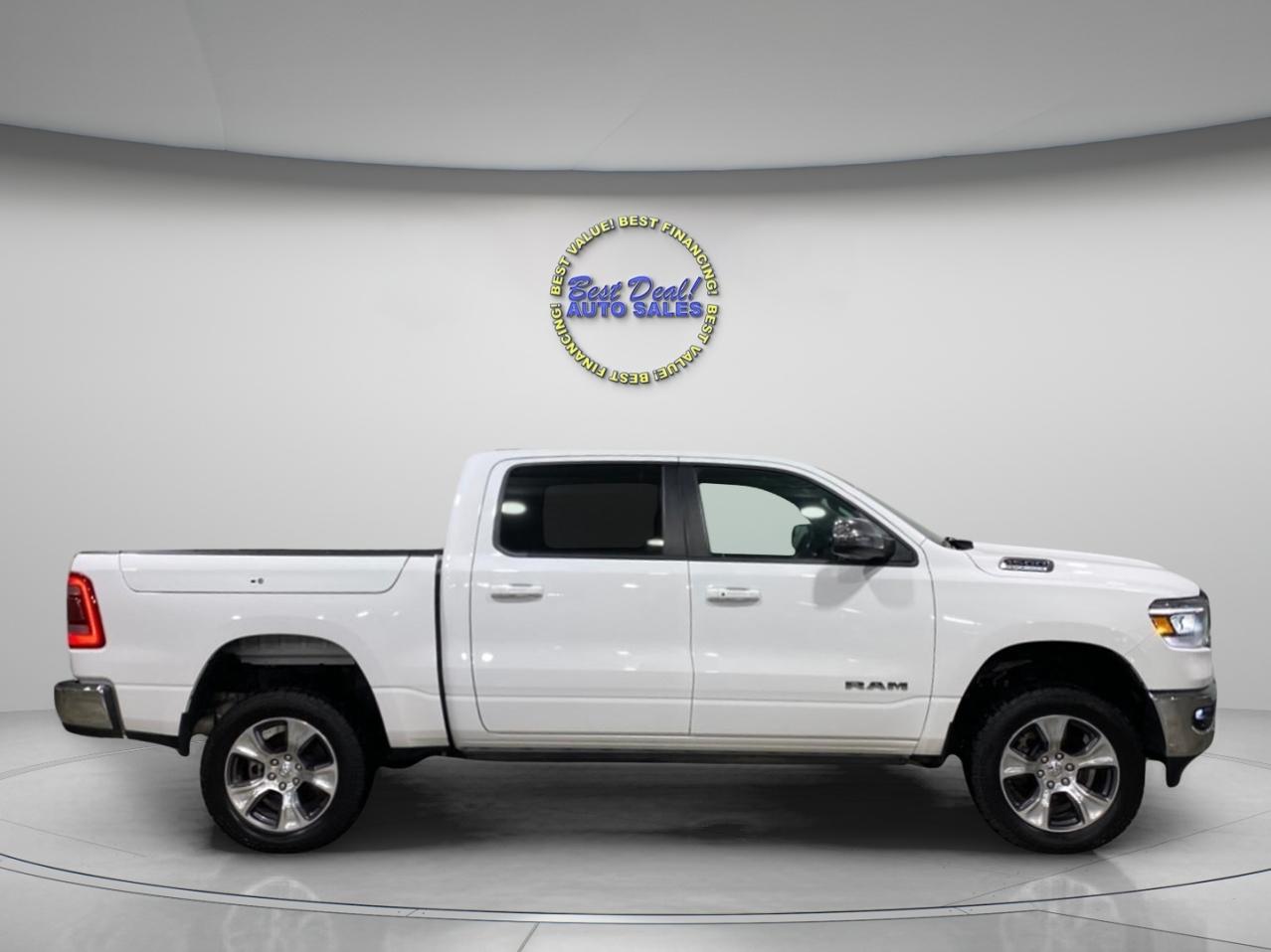 RAM 1500 Laramie Crew Cab SWB 4WD 2023