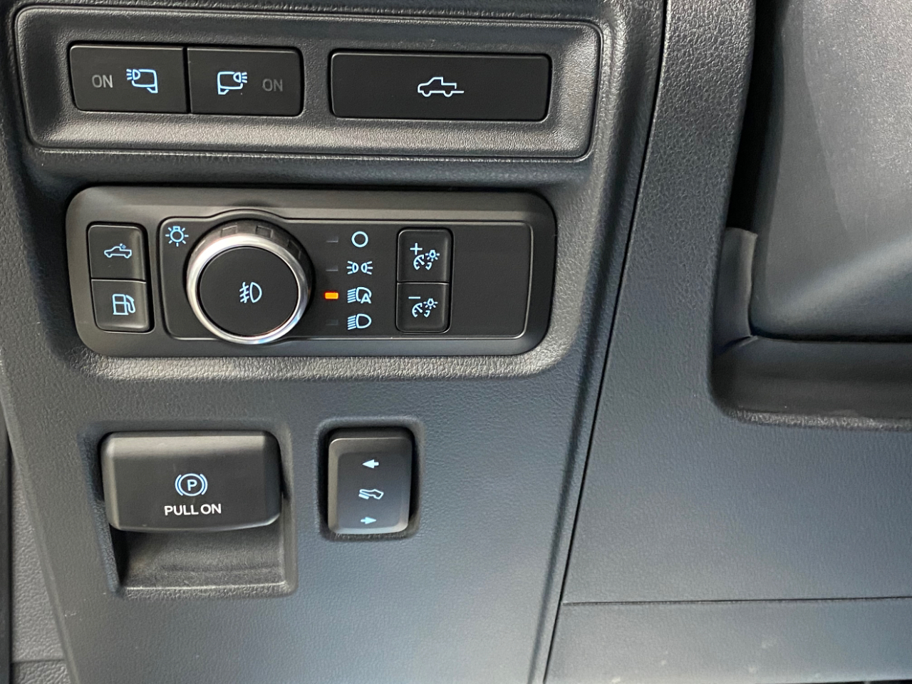 Ford F-150 XL SuperCrew 6.5-ft. Bed 4WD 2021