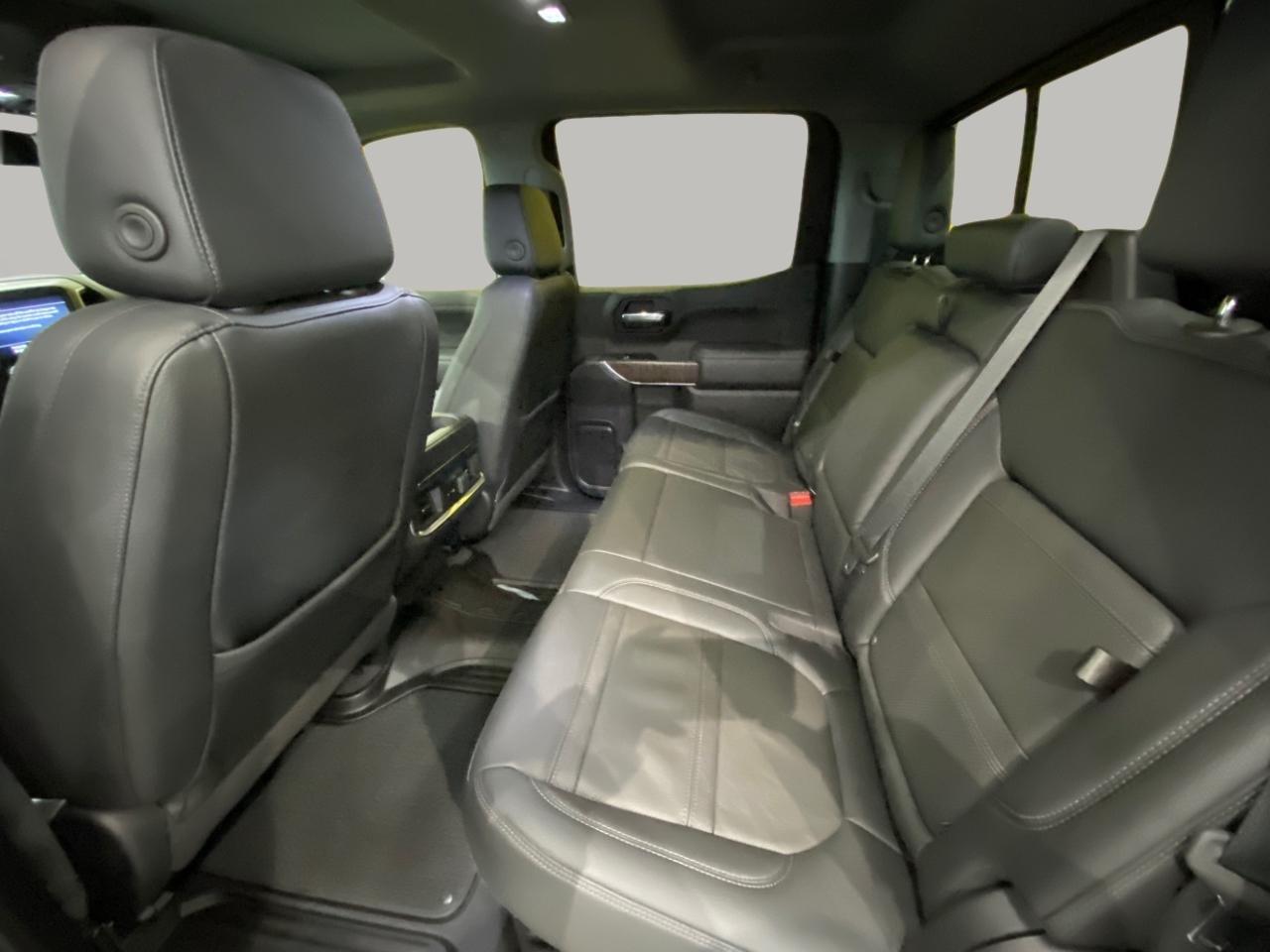 GMC Sierra 1500 Limited Denali Crew Cab 4WD 2022