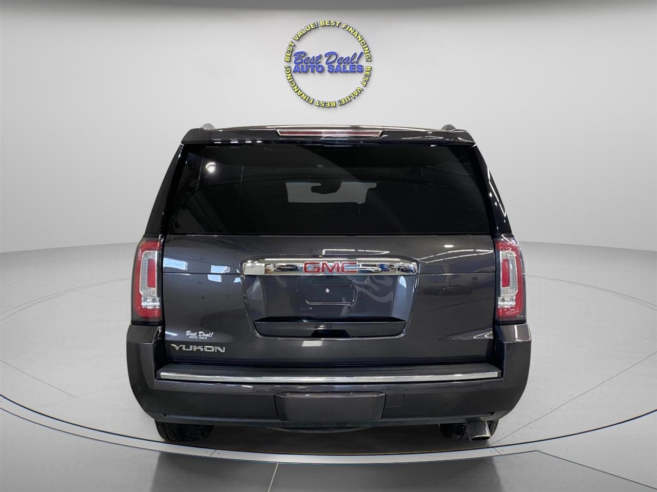 GMC Yukon Denali 4WD 2018
